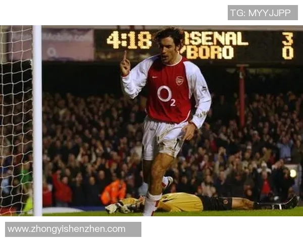 传奇足球巨星皮雷斯的辉煌职业生涯与贡献解析