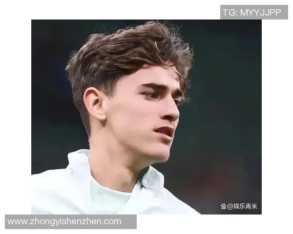 全球足球百大球星前十名精彩瞬间全景展示与排名解析