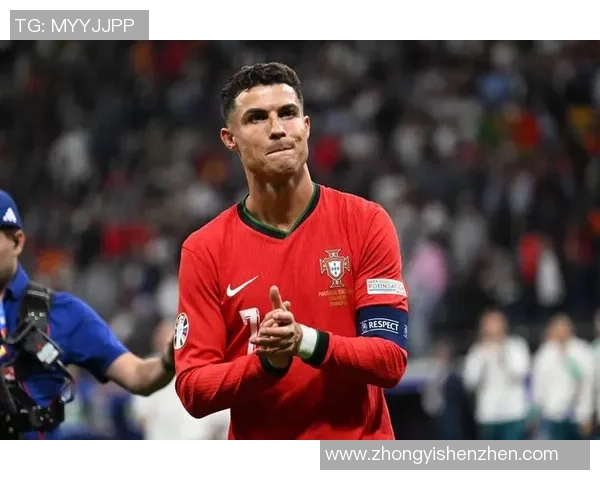 甜蜜同场竞技揭秘足坛最受关注的情侣球星故事